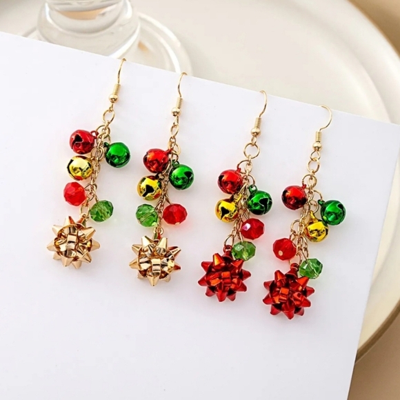 Dangle Earrings with Red Christmas Bow and Balls - Picture 6 of 8
